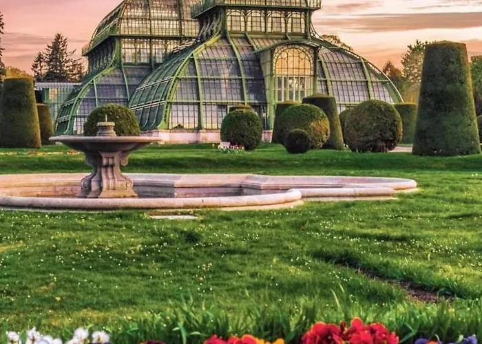 Schoenbrunn Palace Luxury 5 Min Walk Appartement Wenen